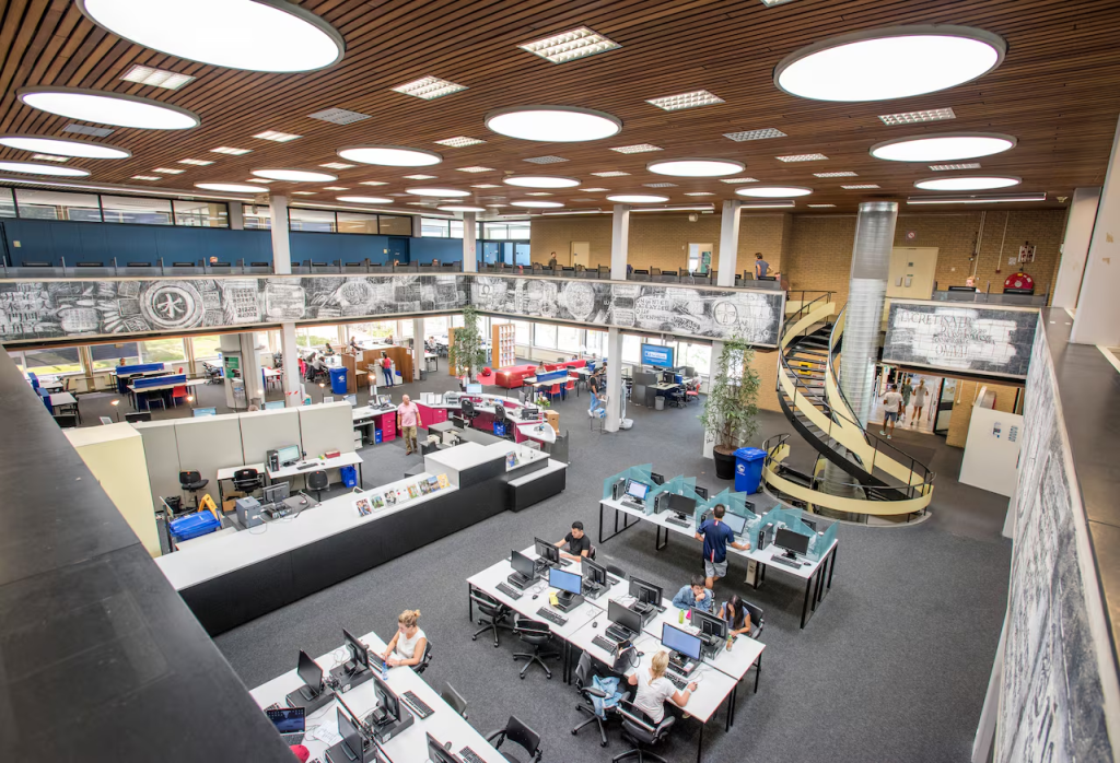 An image of the library of Erasmus University, still in its original state.